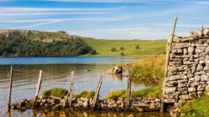 4-NIGHT SOUTHERN YORKSHIRE DALES GUIDED WALKING FOR SOLOS HOLIDAY