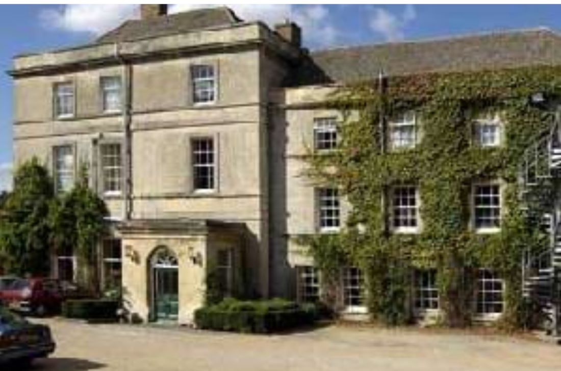 Stratton House Hotel 1100