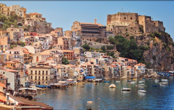 Pozzo Calabria Town & Beach